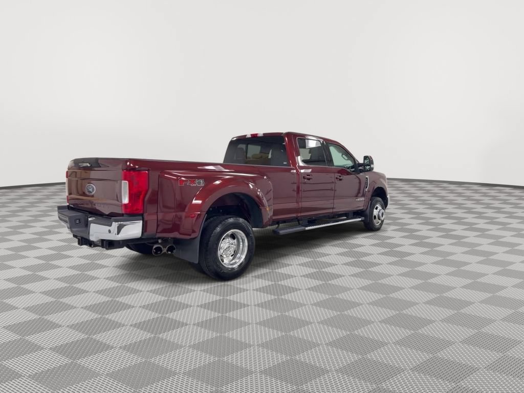 Used 2017 Ford F350 Lariat w/ Lariat Value Package AWD/4WD image 8