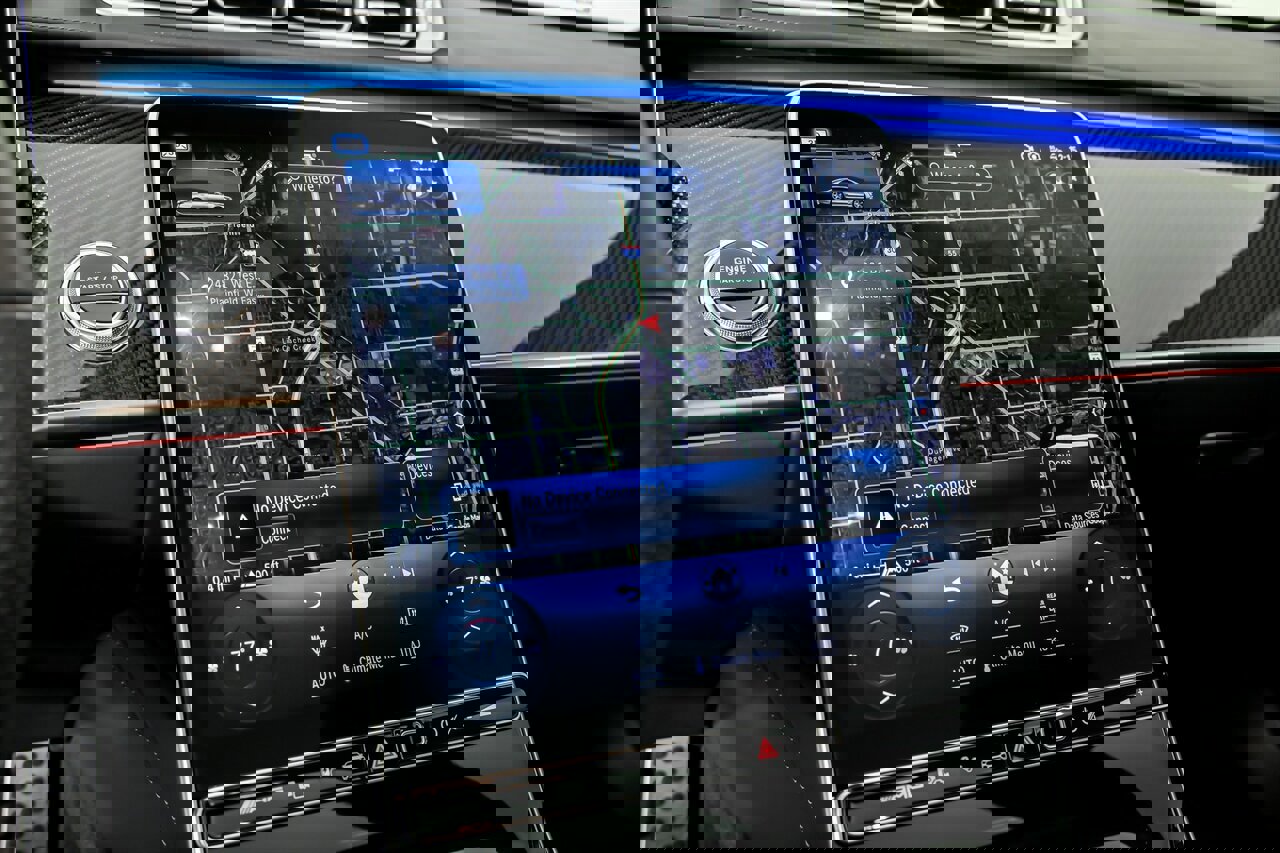 Used 2024 Mercedes-Benz S 63 AMG S image 33