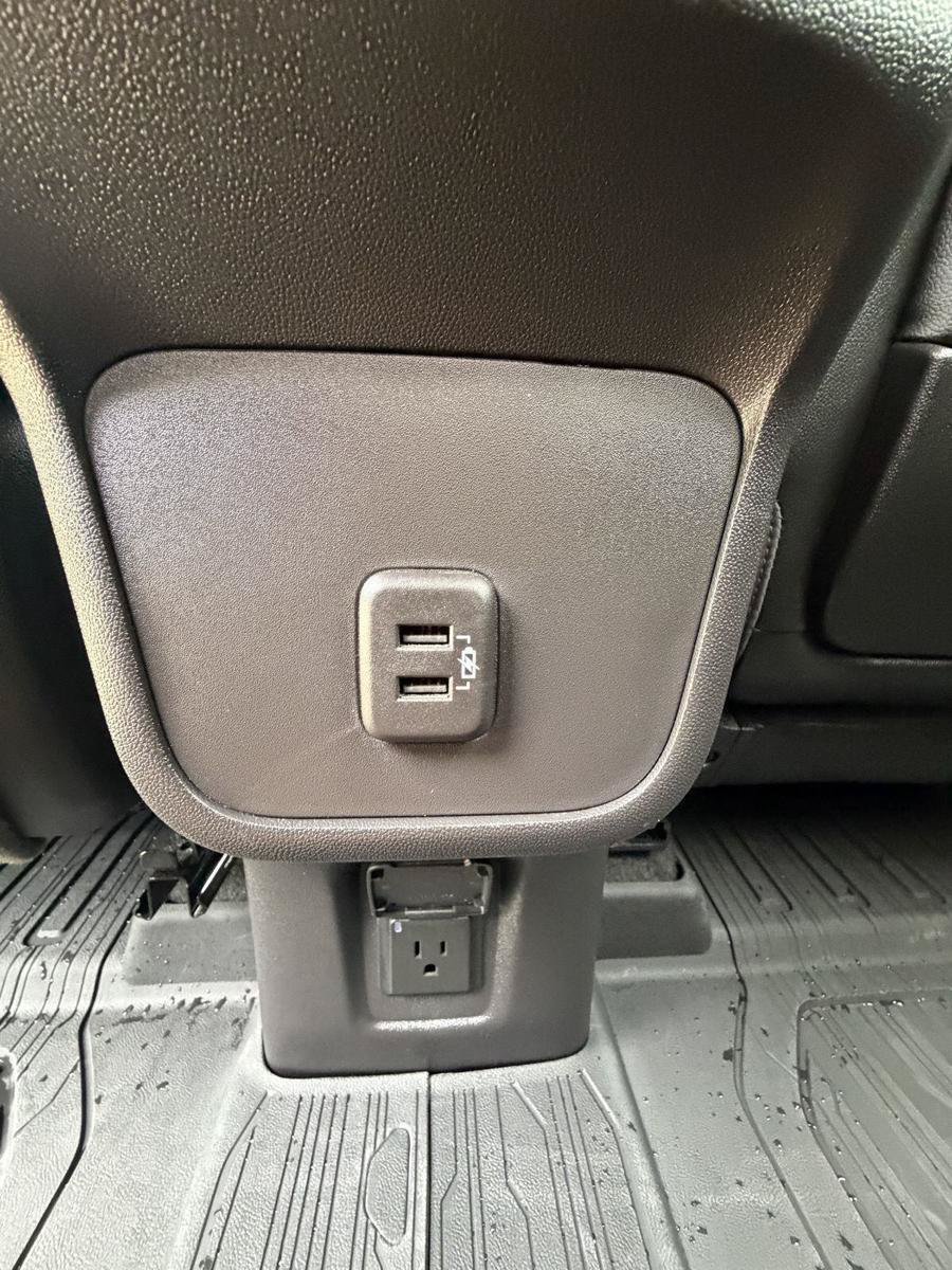 Used 2024 GMC Terrain AT4 w/ Tech Package AWD/4WD image 21