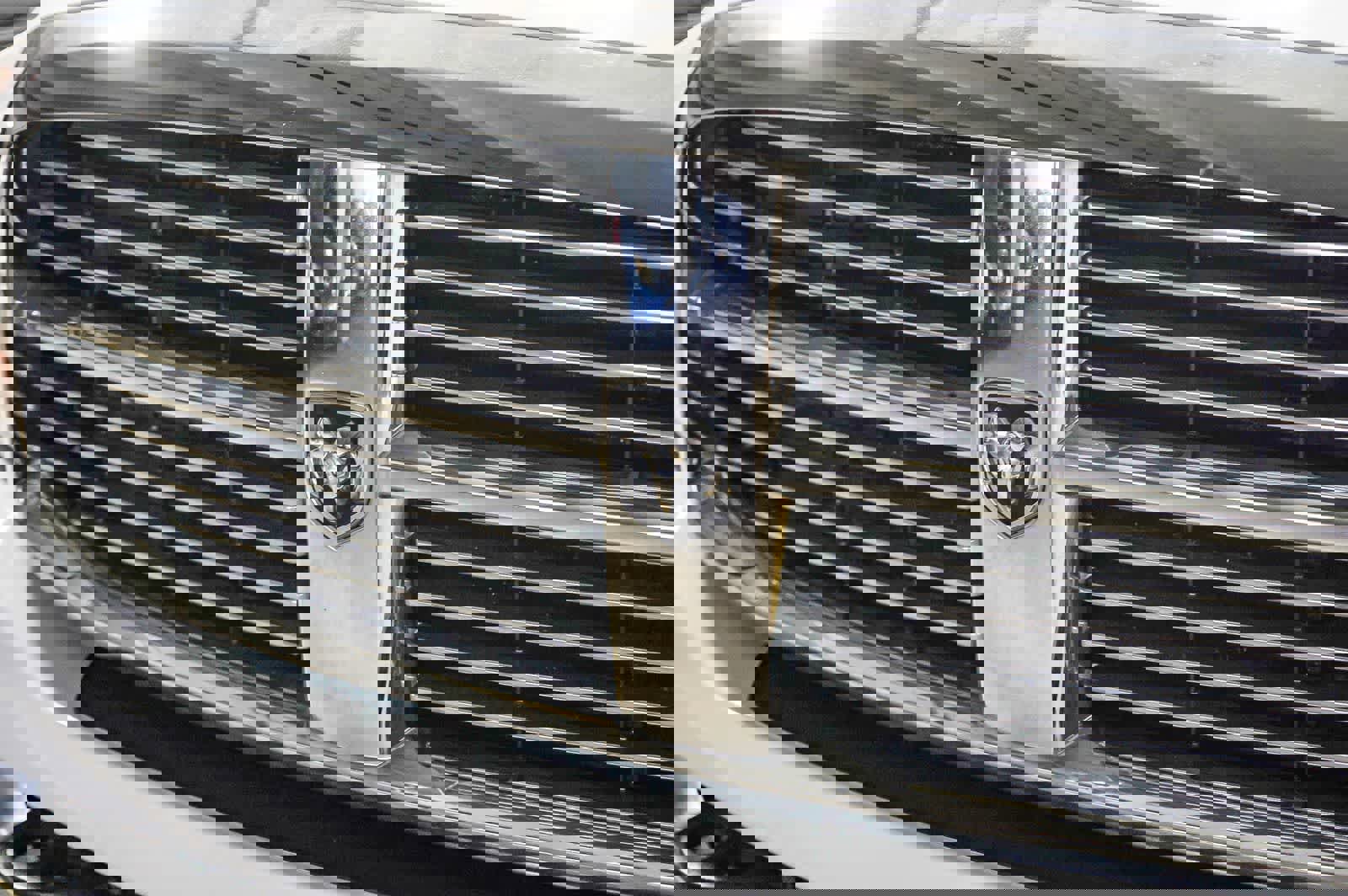 Used 2008 Dodge Ram 2500 Truck SLT w/ Trailer Tow Group image 5