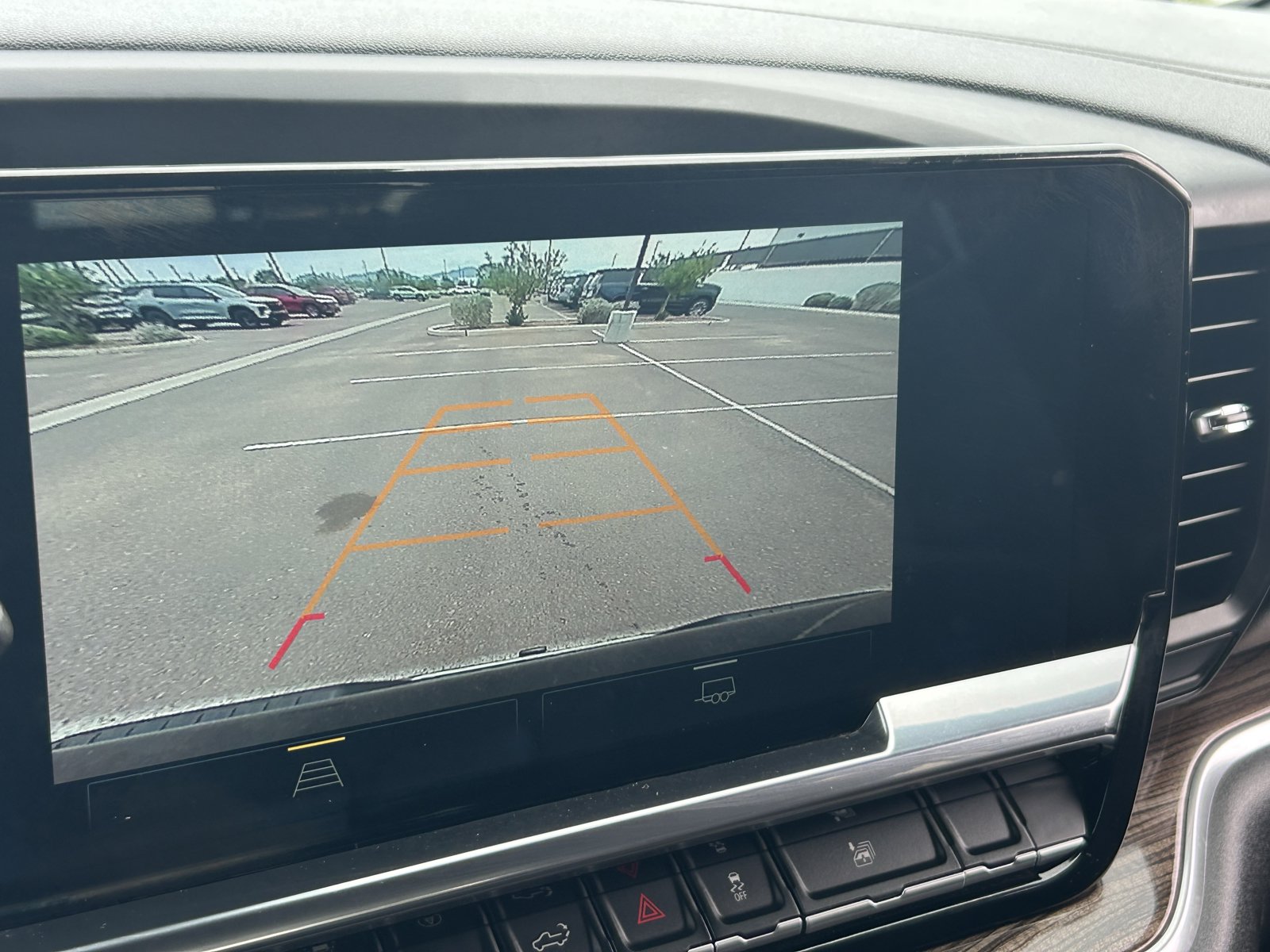 Certified 2025 Chevrolet Silverado 1500 LT RWD image 29