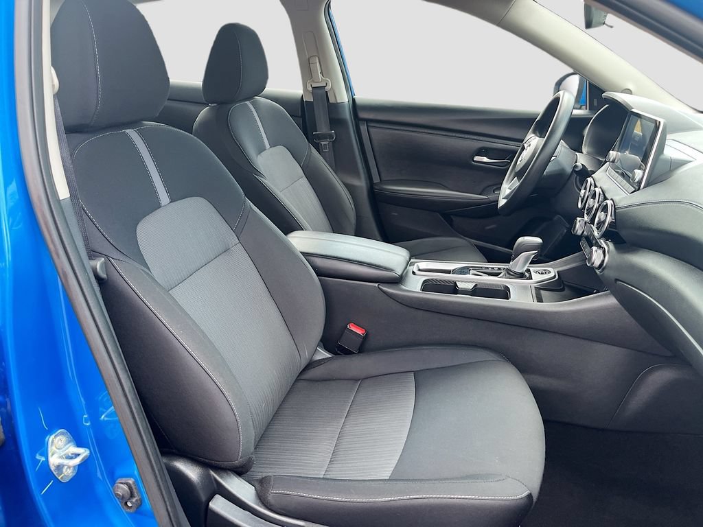 Used 2025 Nissan Sentra SV FWD image 25