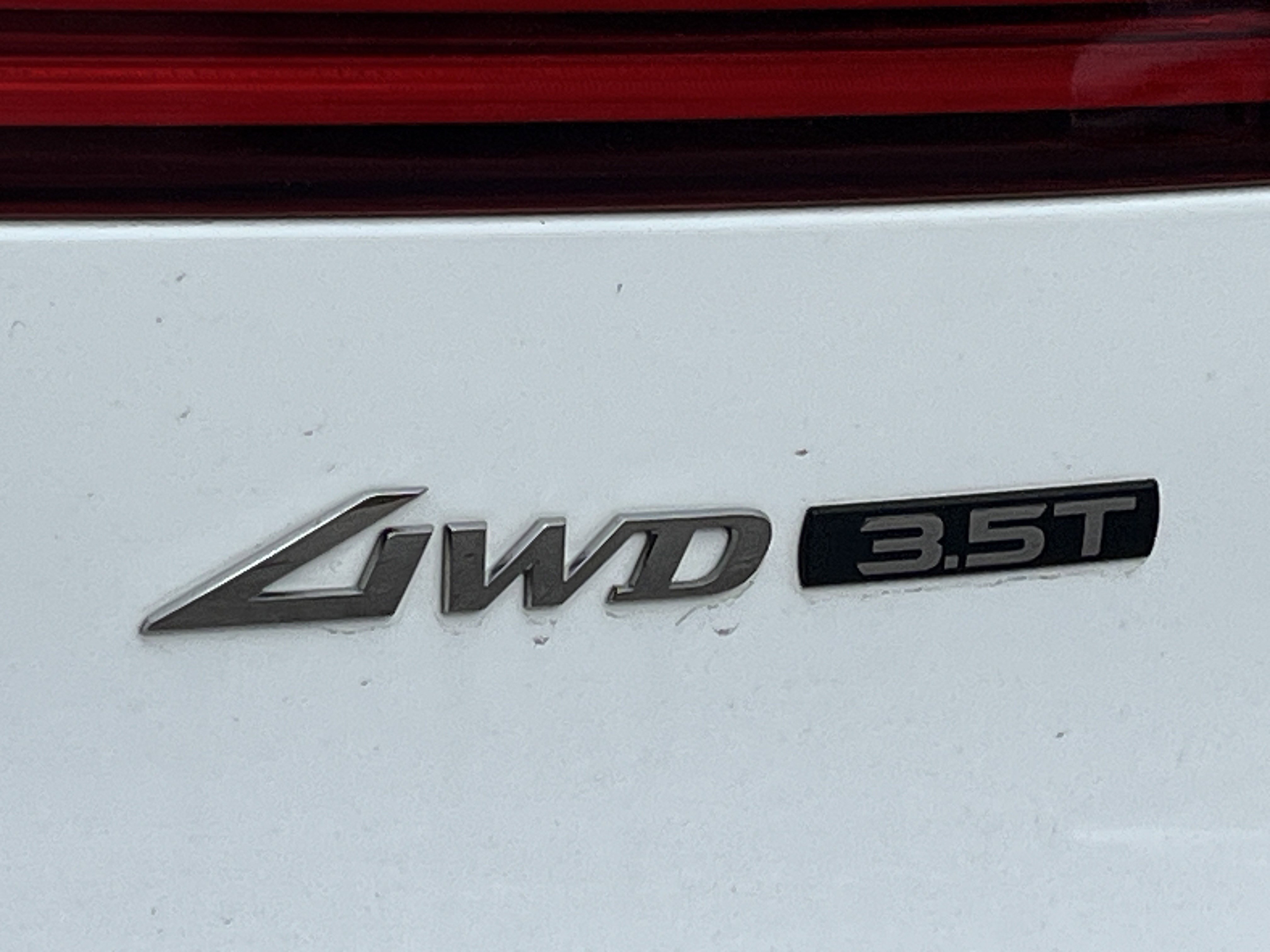 Used 2025 Genesis GV70 3.5T Sport w/ Sport Advanced Package image 28