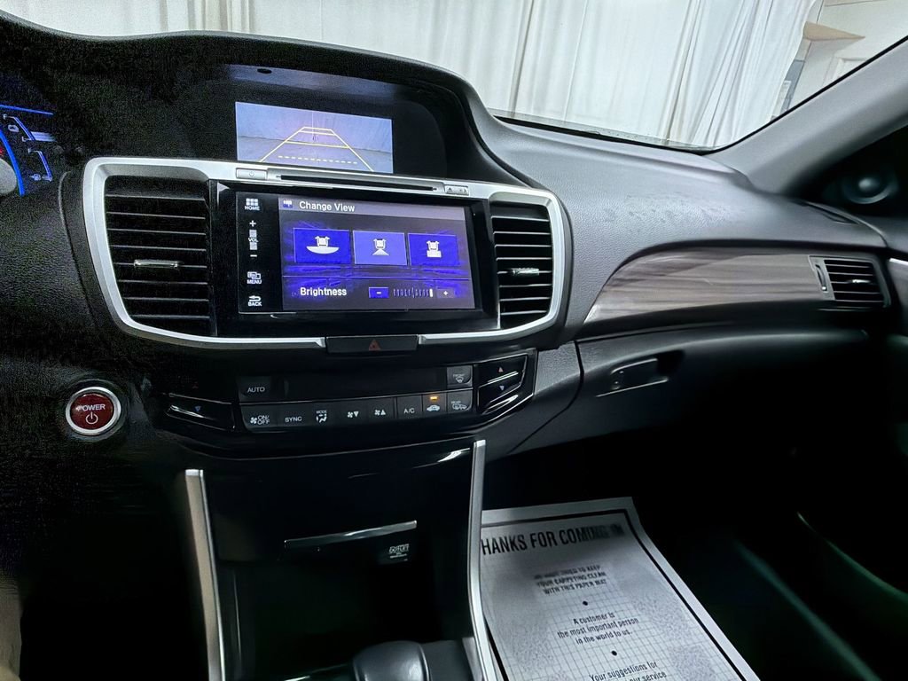 Used 2017 Honda Accord Touring image 20