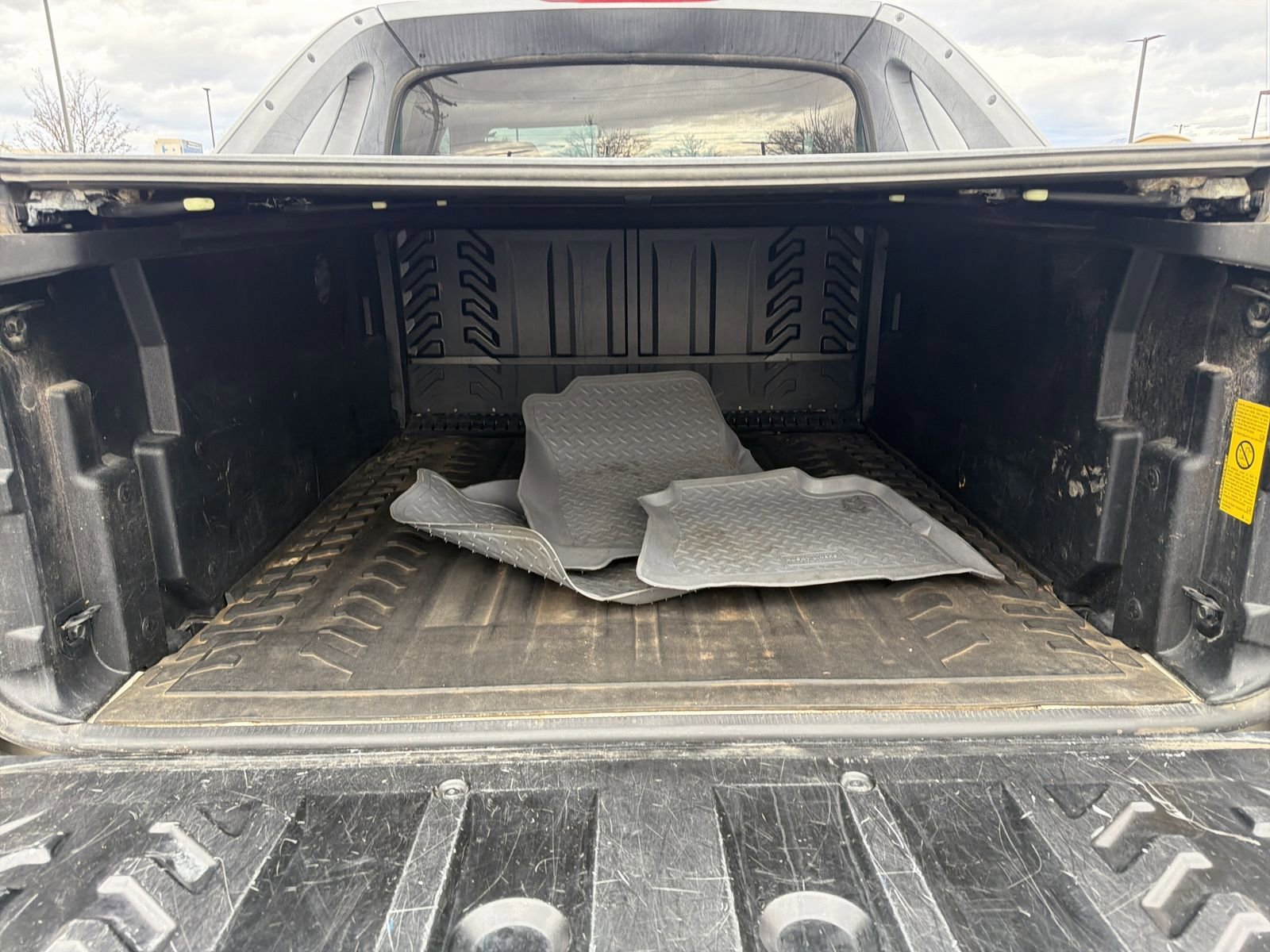 Used 2011 Chevrolet Avalanche LTZ image 25