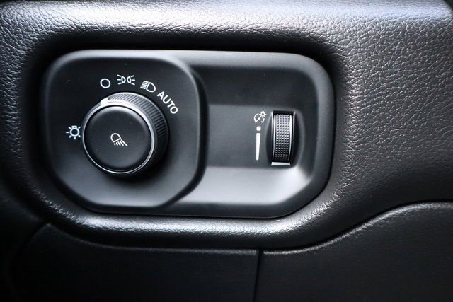 Used 2022 RAM 3500 Tradesman image 28