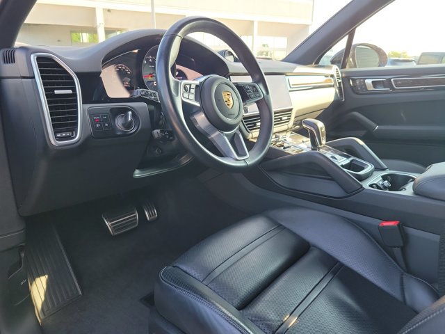 Certified 2023 Porsche Cayenne S Platinum AWD/4WD image 25
