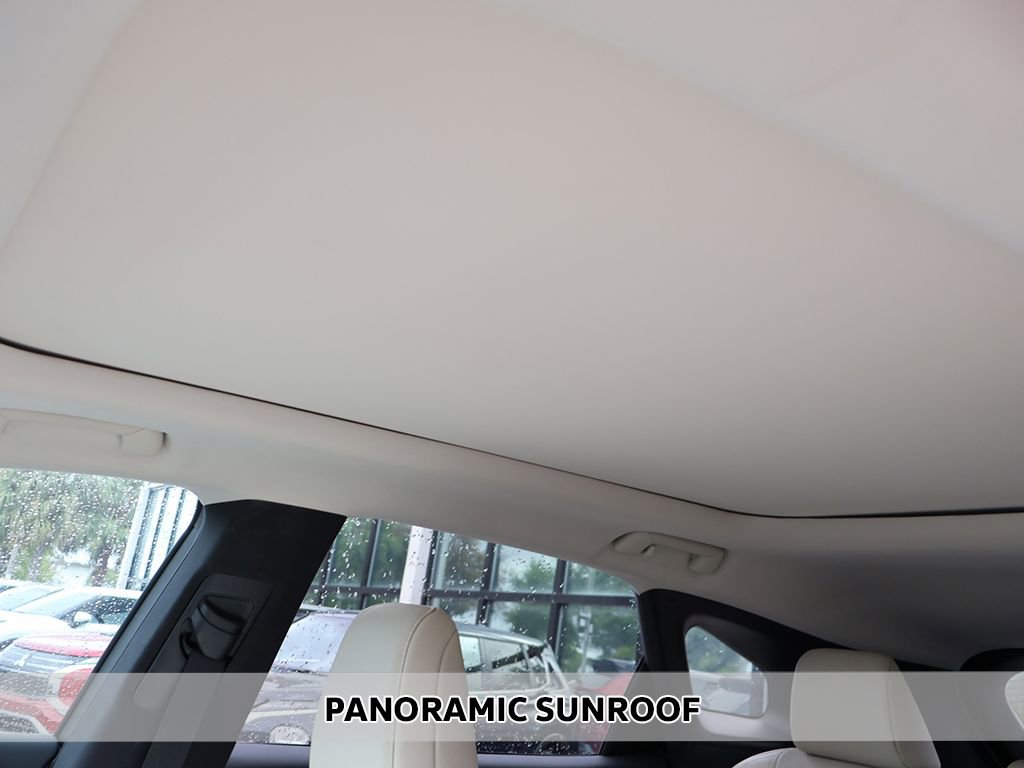 Used 2025 Lexus RX 350 w/ Convenience Package AWD/4WD image 3