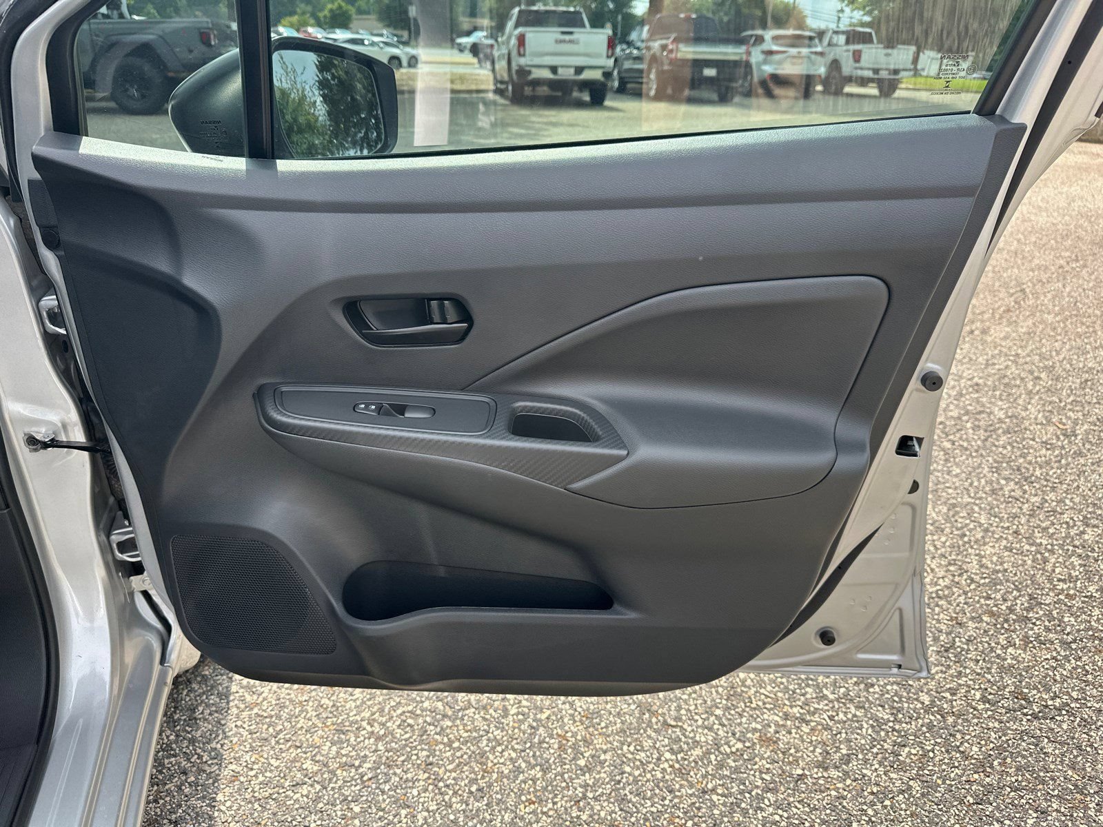 New 2025 Nissan Versa S w/ S Plus Package FWD image 14