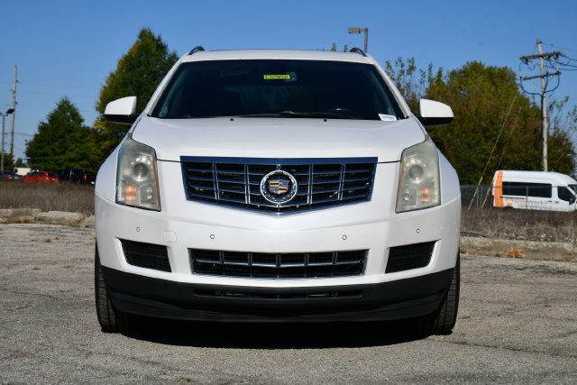 Used 2015 Cadillac SRX Luxury FWD image 2