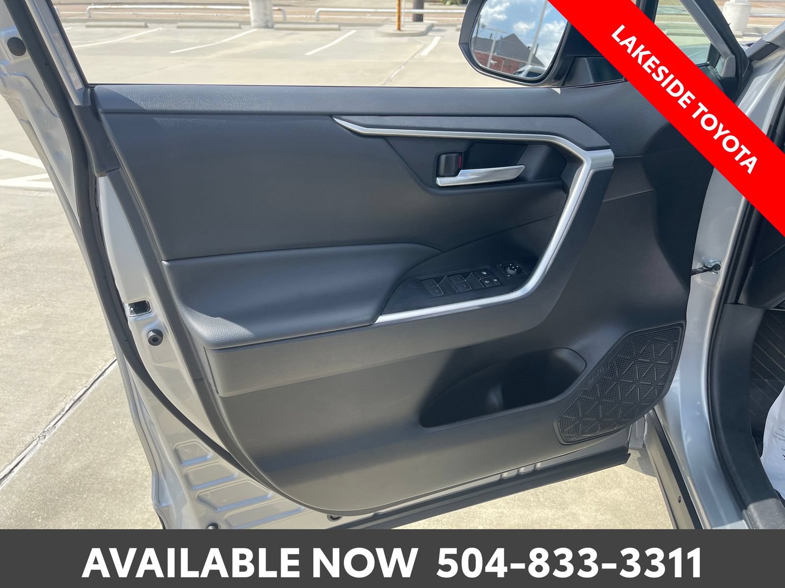 Certified 2025 Toyota RAV4 XLE FWD image 25