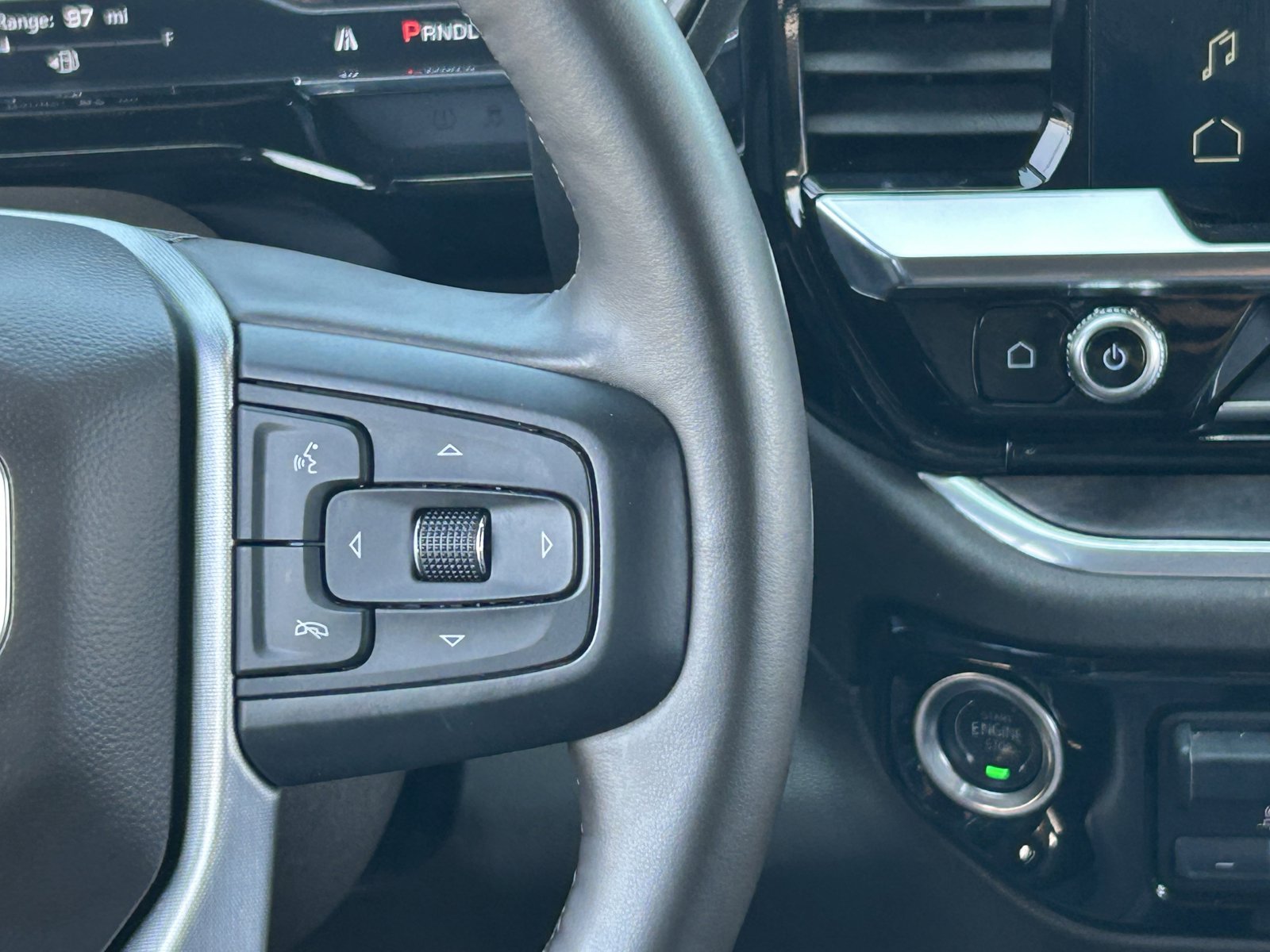 Used 2025 GMC Sierra 1500 SLT RWD image 22