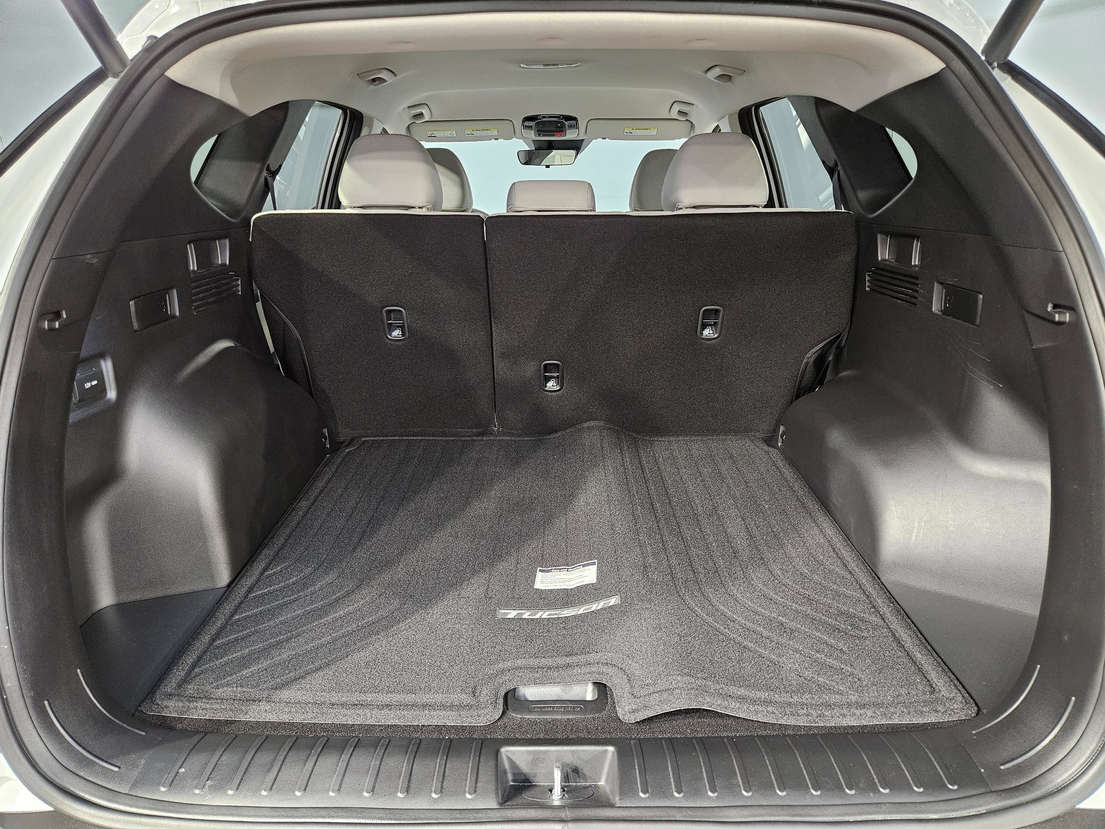 Used 2025 Hyundai Tucson SEL FWD image 18
