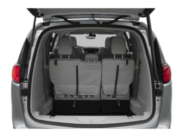 Used 2018 Chrysler Pacifica Touring-L FWD image 15
