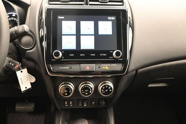 Used 2026 Mitsubishi Outlander Sport LE AWD/4WD image 8