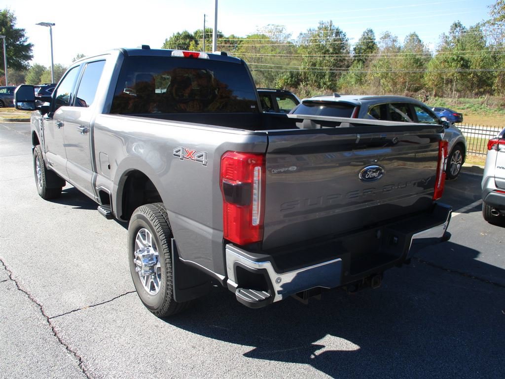 Used 2023 Ford F350 Lariat w/ Lariat Ultimate Package AWD/4WD image 3