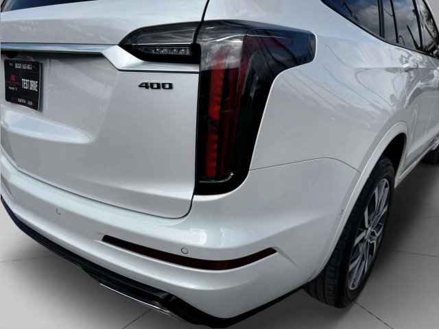 Used 2024 Cadillac XT6 Sport w/ Technology Package image 17