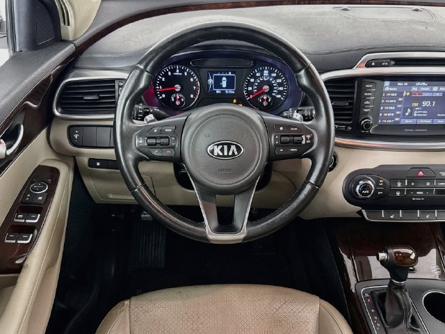 Used 2017 Kia Sorento EX FWD image 14