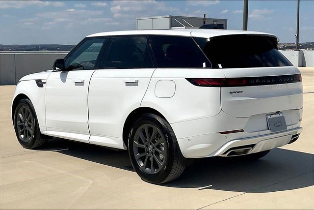 New 2025 Land Rover Range Rover Sport Dynamic SE image 3