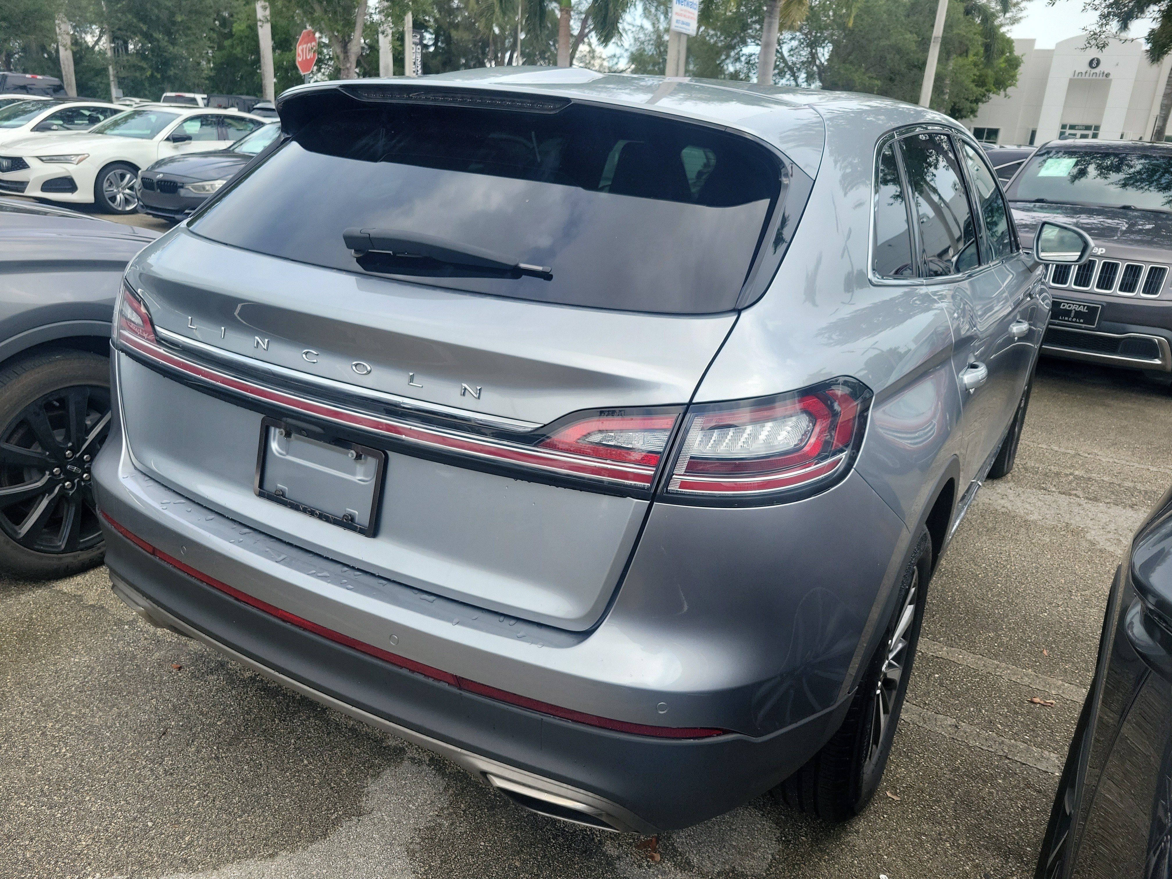 Certified 2023 Lincoln Nautilus Reserve AWD/4WD image 4