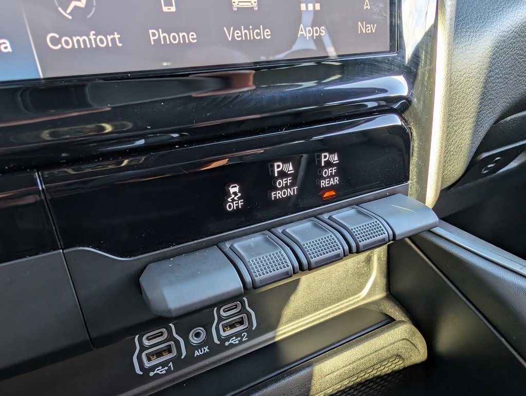 Used 2025 RAM 1500 Big Horn image 28