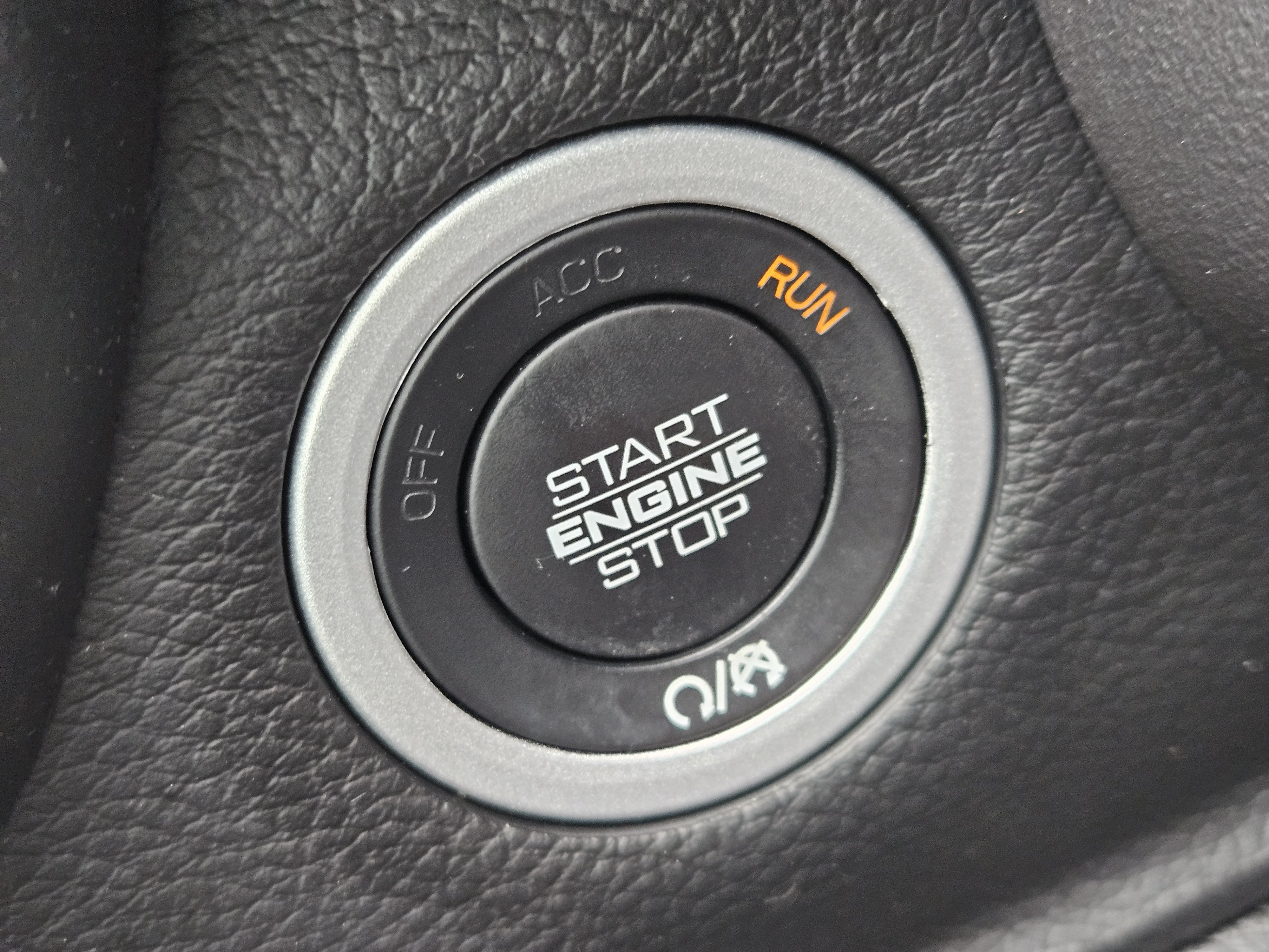 Used 2021 RAM 1500 Laramie AWD/4WD image 22