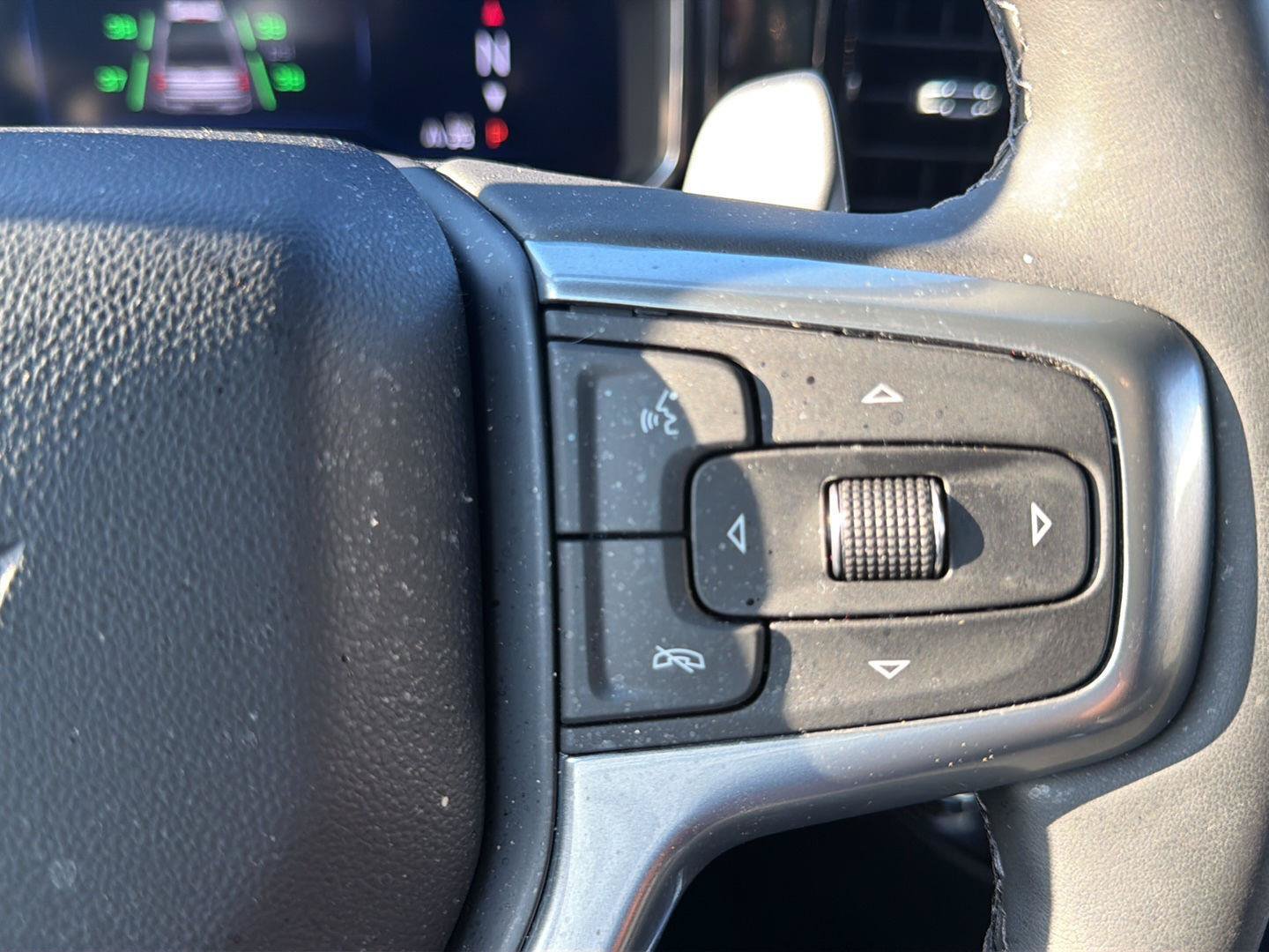 Used 2026 Chevrolet Silverado 1500 LT Trail Boss w/ LT Trail Boss Premium Package AWD/4WD image 10