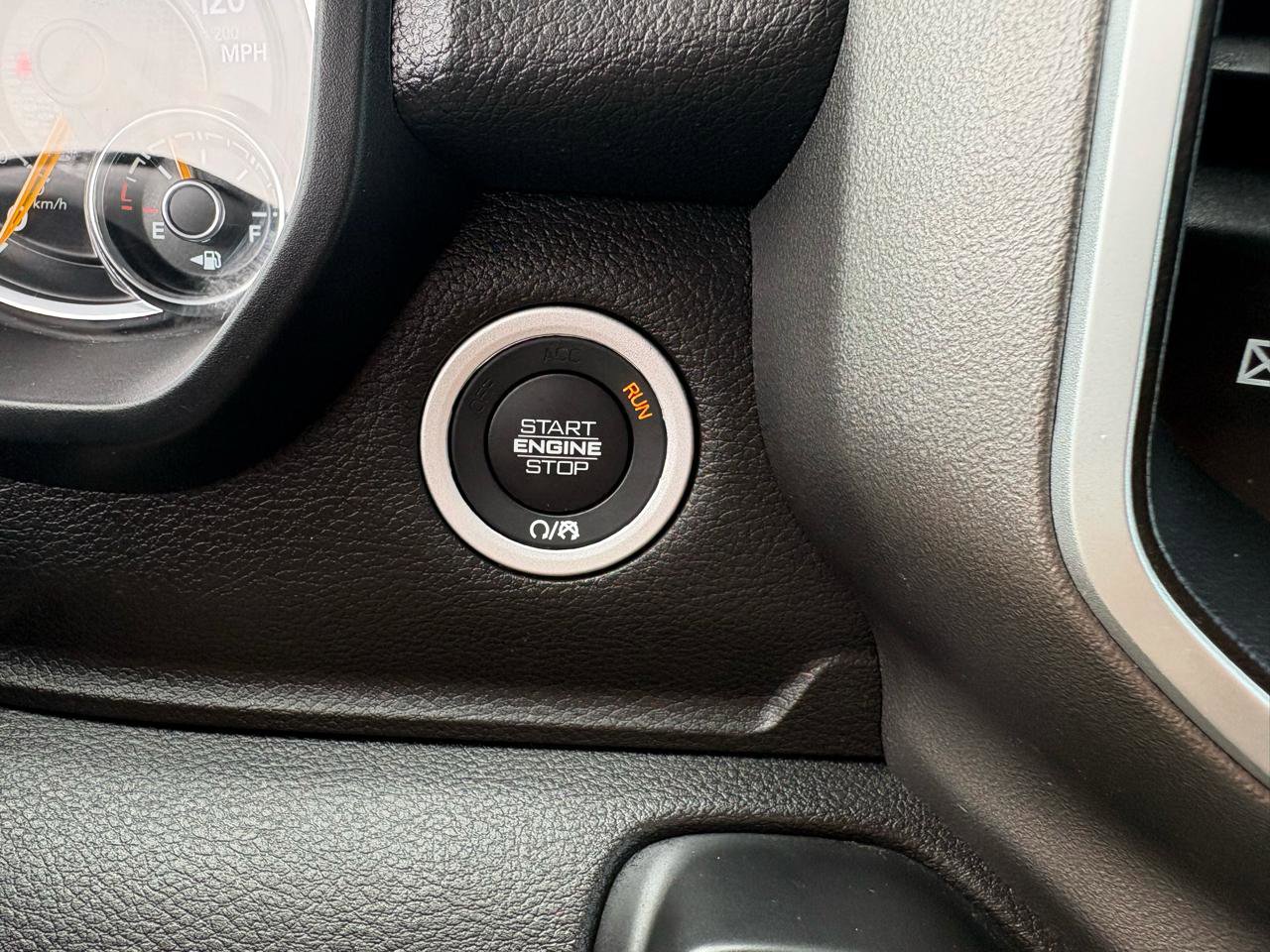 Used 2021 RAM 1500 Big Horn image 30