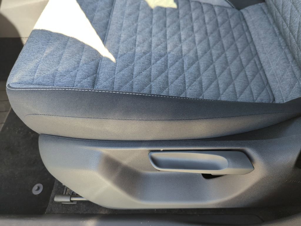 New 2026 Volkswagen Tiguan S image 27