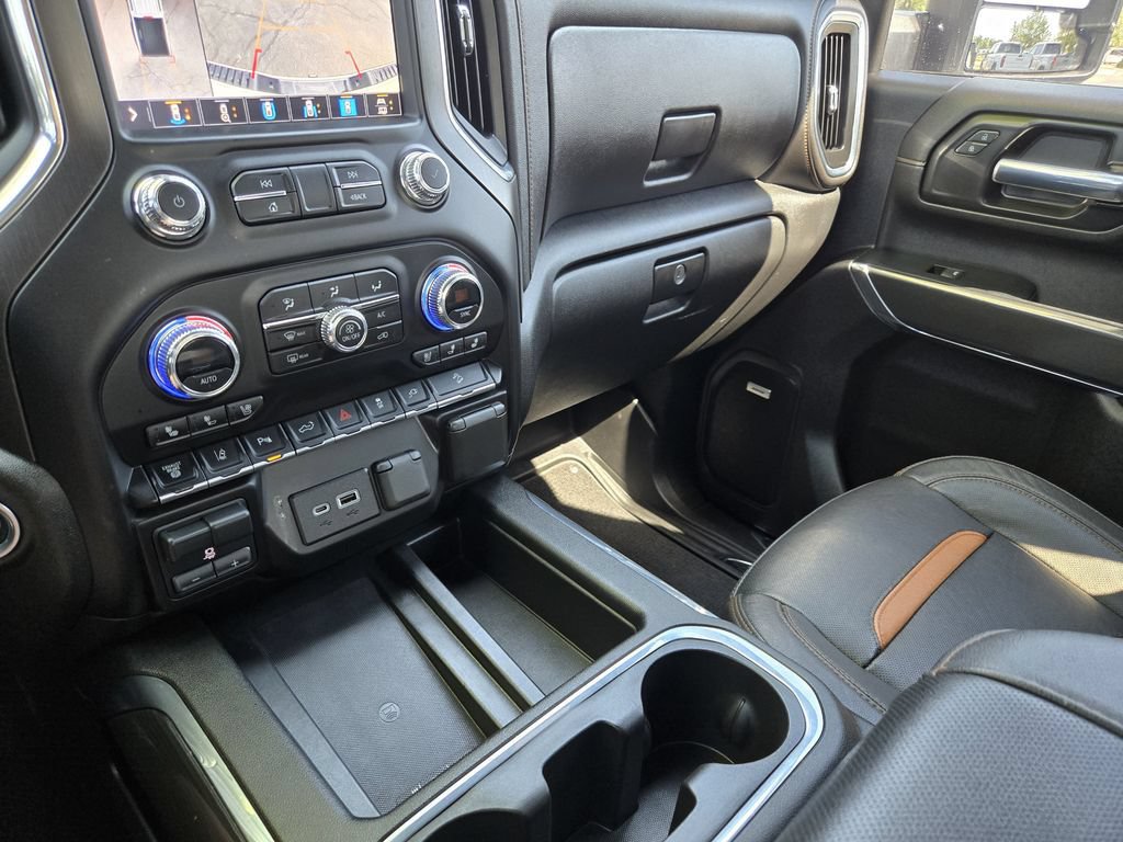 Used 2023 GMC Sierra 3500 AT4 w/ AT4 Premium Plus Package AWD/4WD image 14