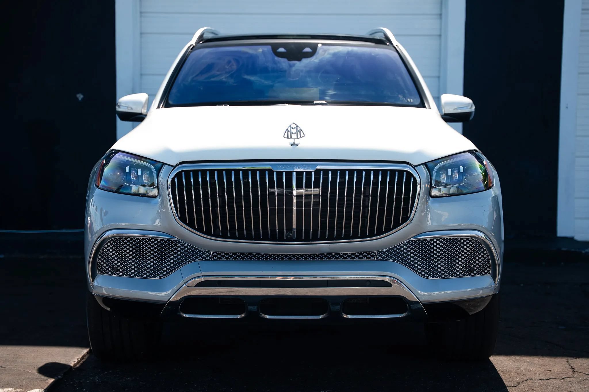 Used 2023 Mercedes-Benz Maybach GLS 600 4MATIC image 2