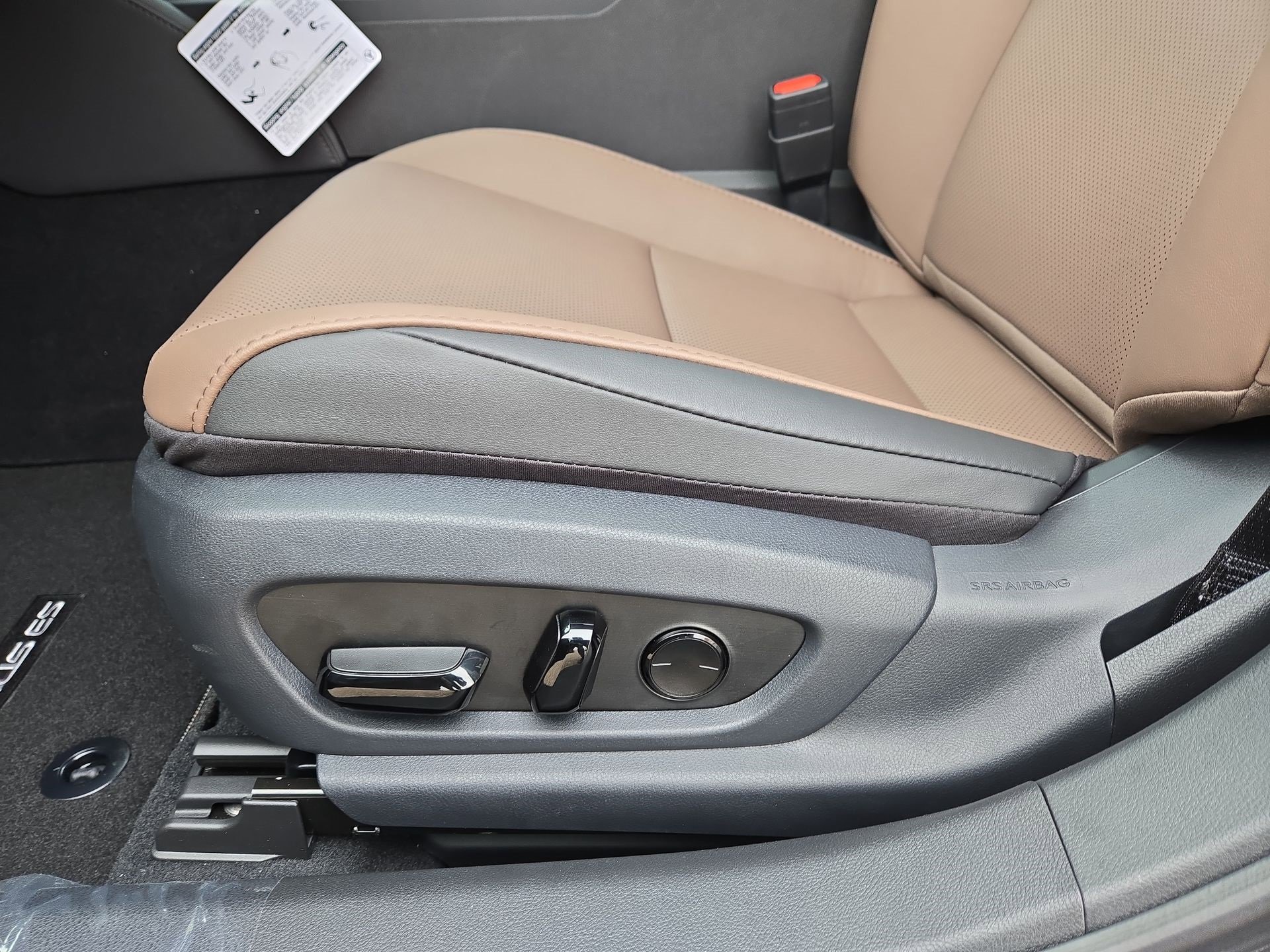 New 2025 Lexus ES 350 w/ Premium Package image 17