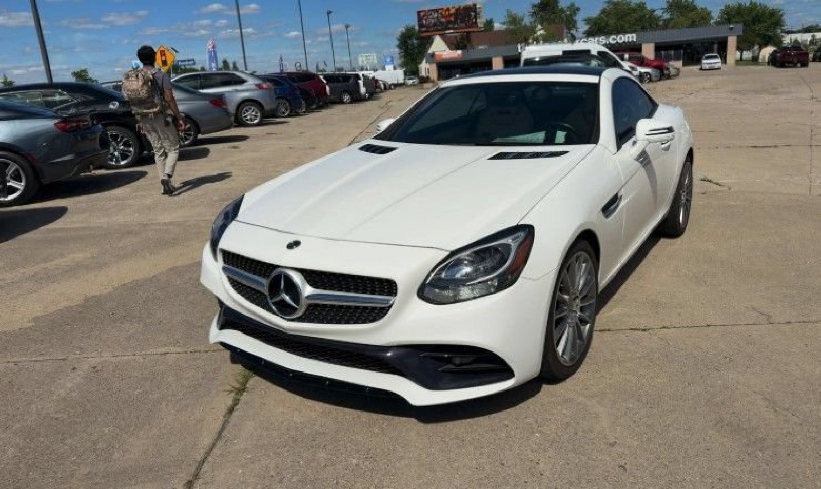 Used 2019 Mercedes-Benz SLC 300 image 2