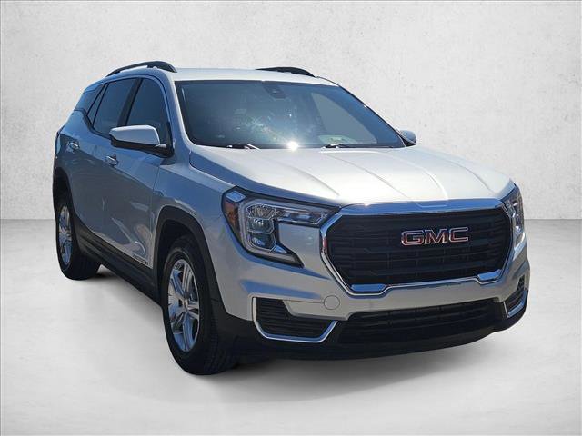Used 2022 GMC Terrain SLE w/ Driver Convenience Package FWD video 3