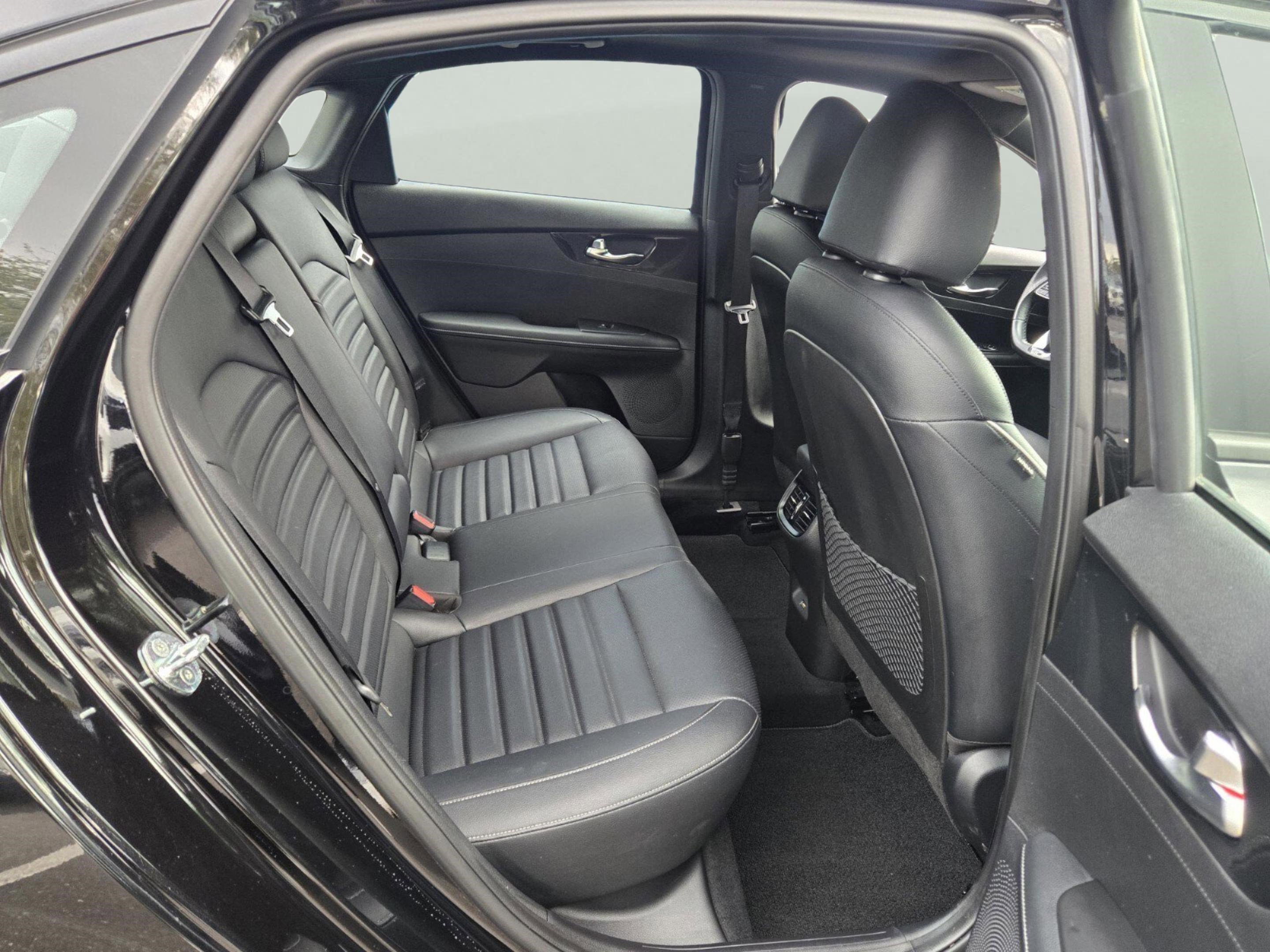 Used 2022 Kia Forte GT-Line w/ GT-Line Premium Package image 20