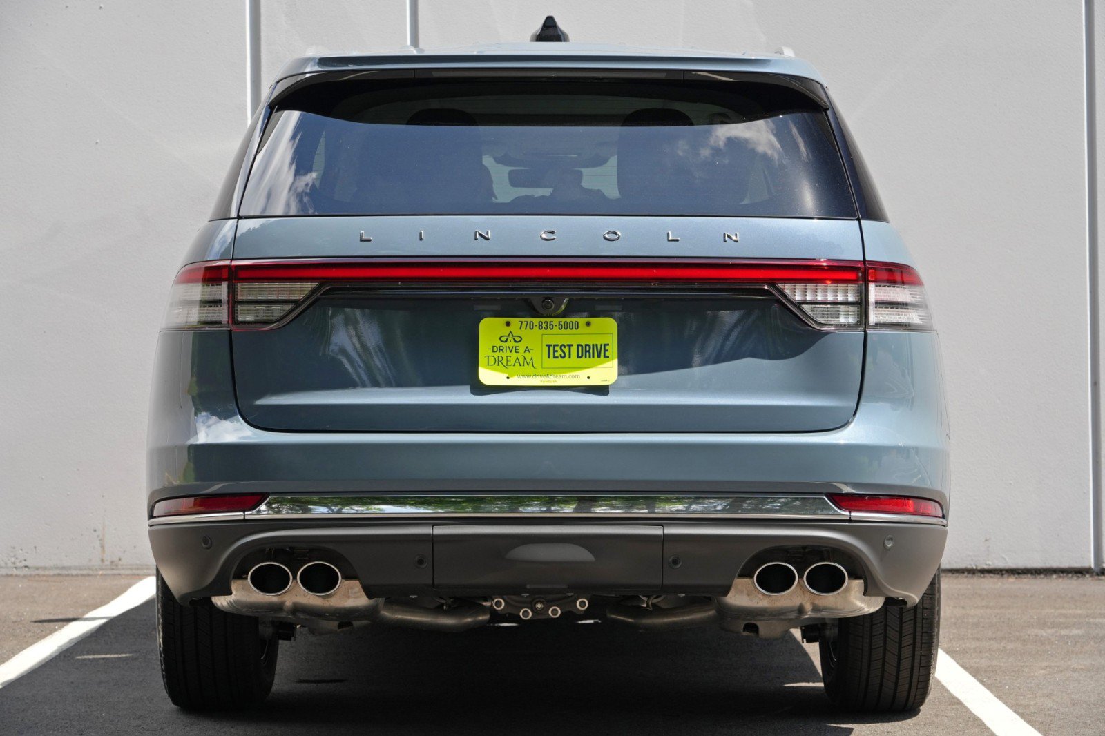 Used 2026 Lincoln Aviator AWD image 11