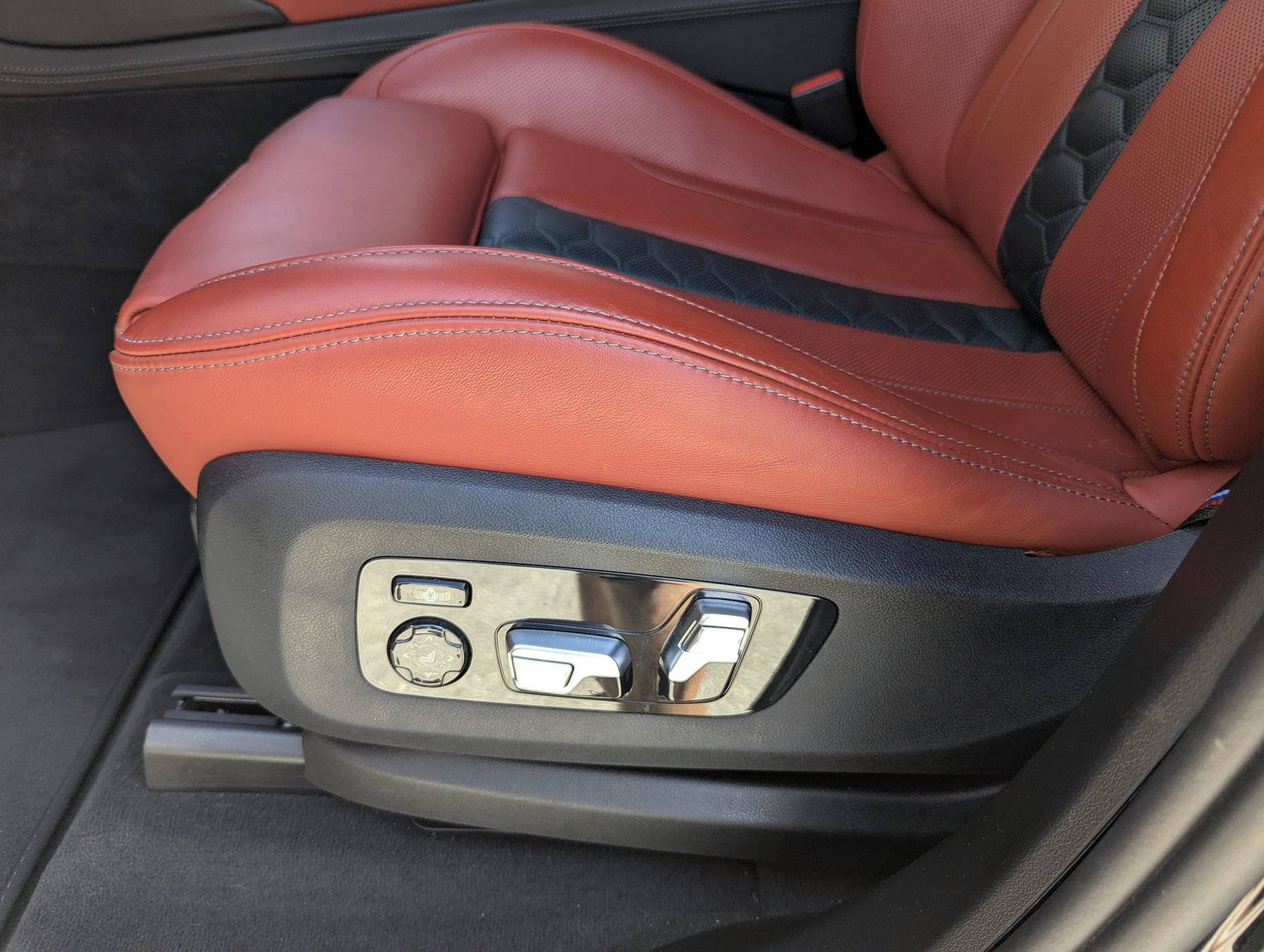 Certified 2024 BMW X5 M Competition w/ Executive Package image 20