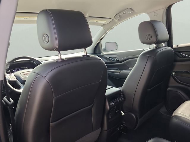 Used 2023 GMC Acadia SLT w/ Technology Package FWD image 10