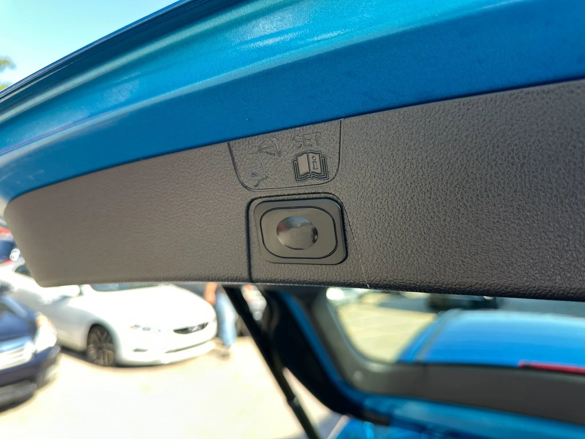 Used 2013 Ford C-MAX SEL FWD image 21