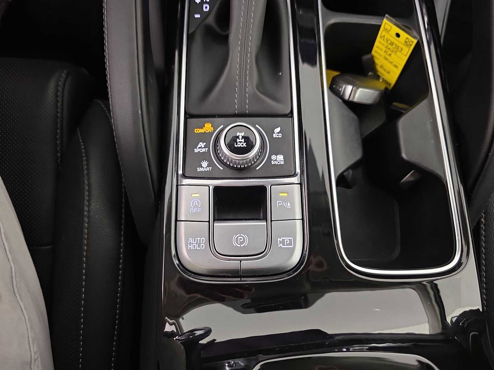 Used 2024 Kia Telluride SX w/ Towing Package image 34