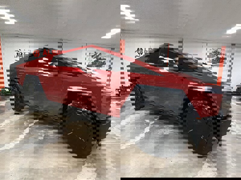 Used 2025 Tesla Cybertruck Cyberbeast AWD/4WD image 26
