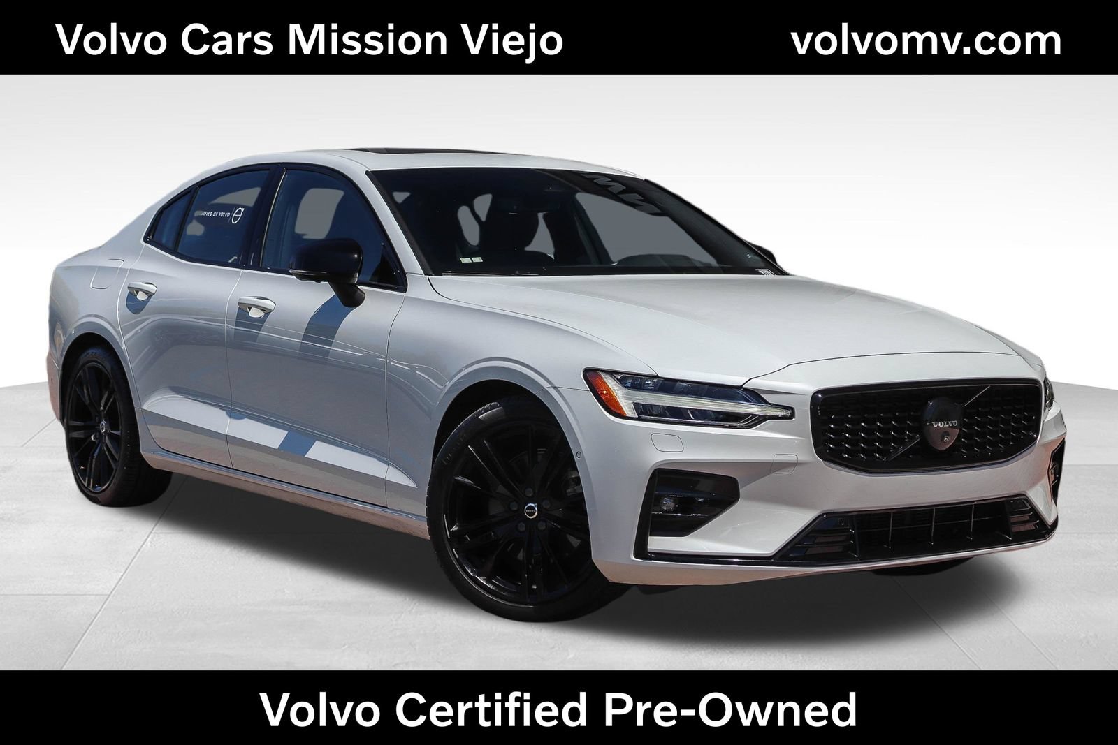 Used 2024 Volvo S60 B5 Plus w/ Climate Package AWD/4WD image 1