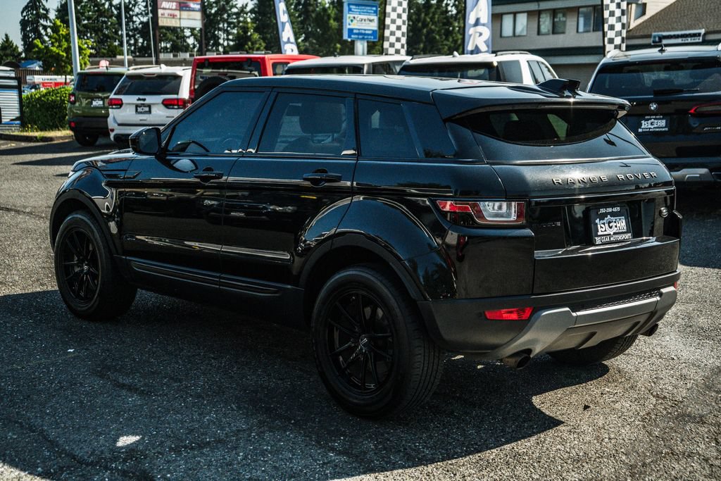 Used 2017 Land Rover Range Rover Evoque SE AWD/4WD image 17