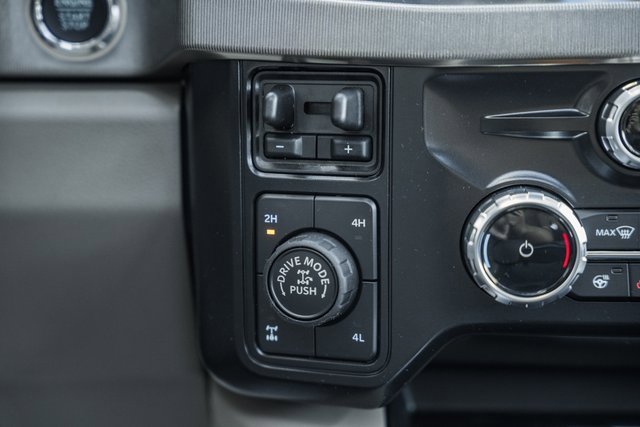 New 2026 Ford F250 Platinum image 29