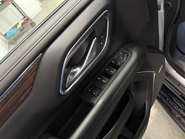 Used 2024 Chevrolet Tahoe High Country w/ Premium Package image 11