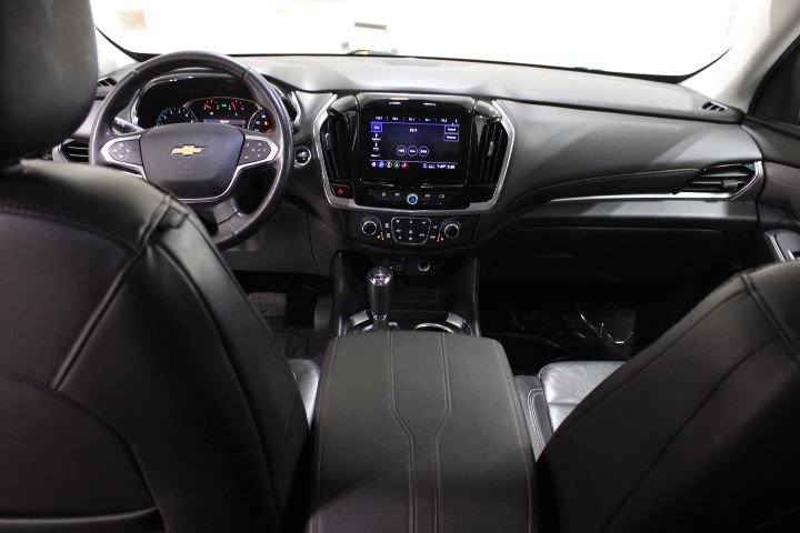 Used 2020 Chevrolet Traverse LT w/ LT Premium Package AWD/4WD image 31