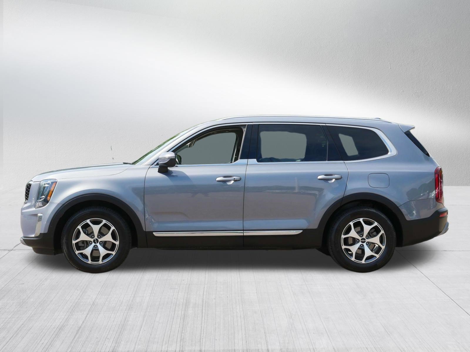 Used 2022 Kia Telluride EX AWD/4WD image 4