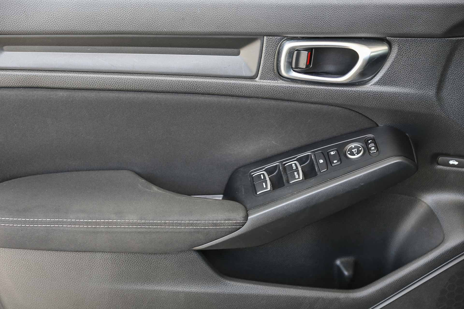Used 2023 Honda Civic Sport image 24