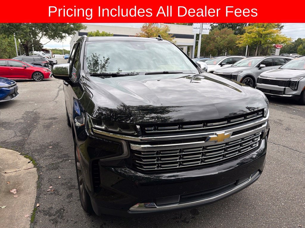 Used 2023 Chevrolet Tahoe Premier AWD/4WD image 2