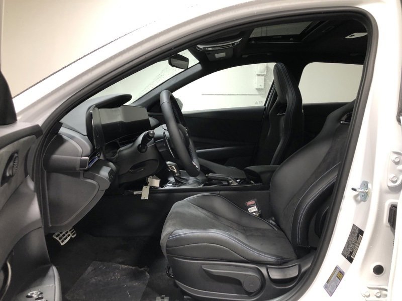 New 2025 Hyundai Elantra N image 19